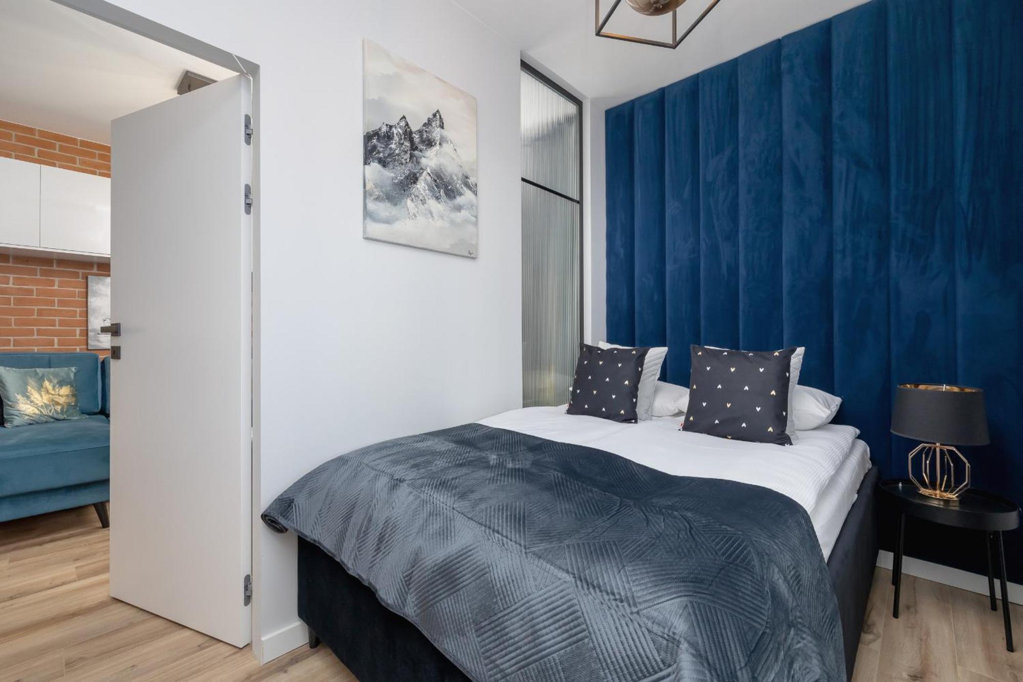 Lux With Parking & Ac Just 1,5 Km From Main Square By Renters Prestige *