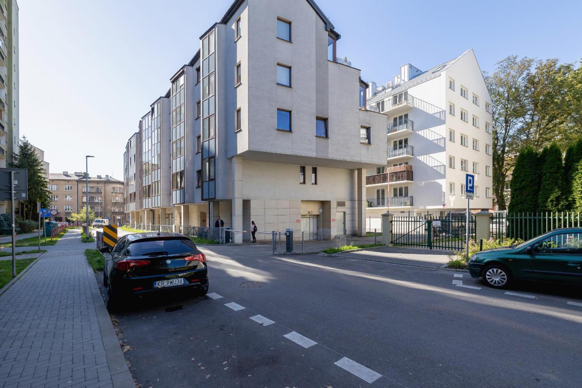 Lux With Parking & Ac Just 1,5 Km From Main Square By Renters Prestige *
